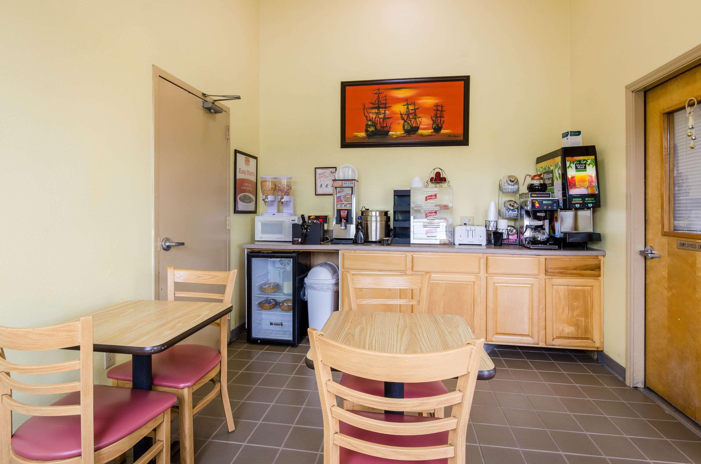 Econo Lodge Marion I-81 Luaran gambar
