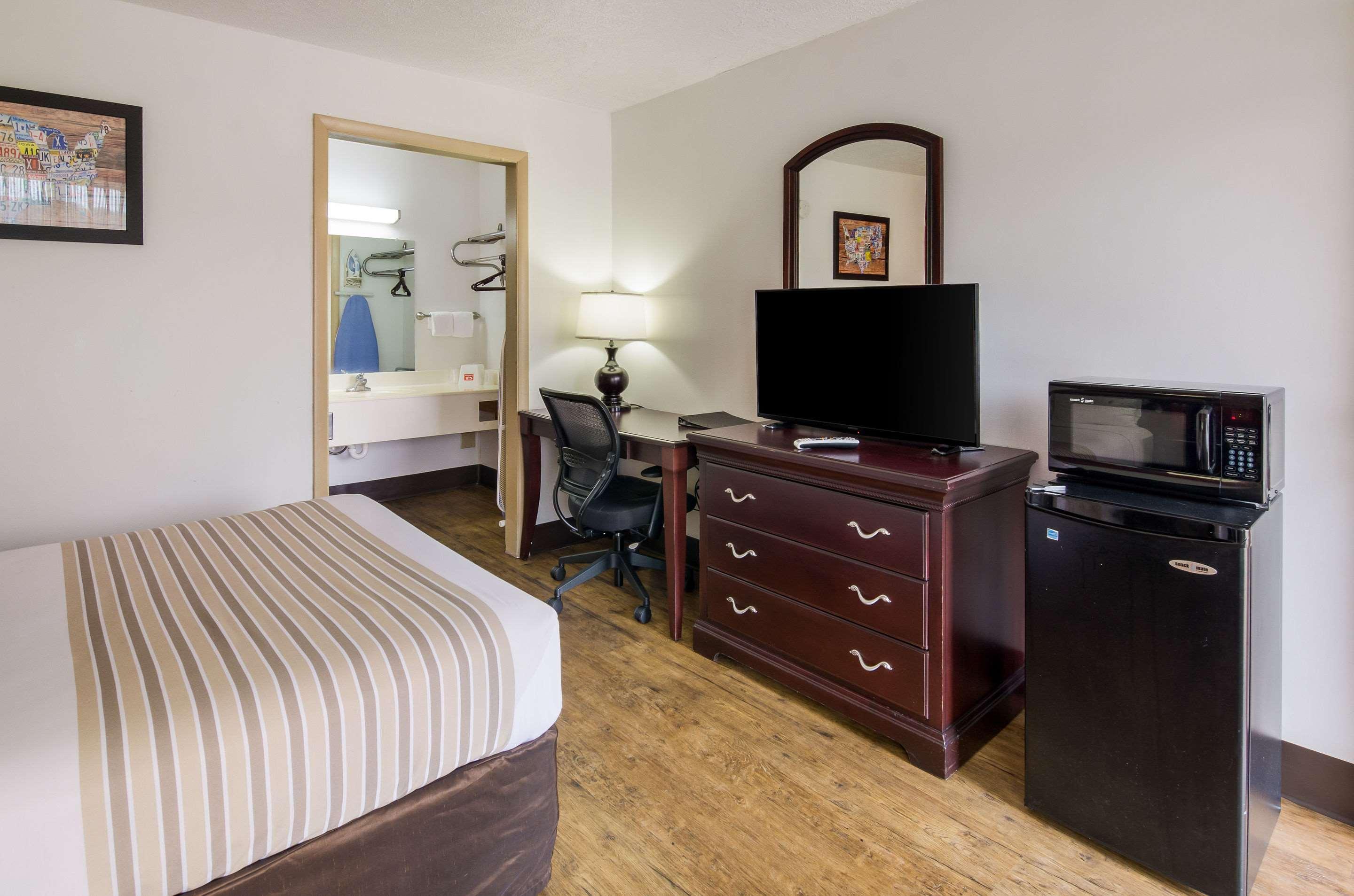 Econo Lodge Marion I-81 Luaran gambar