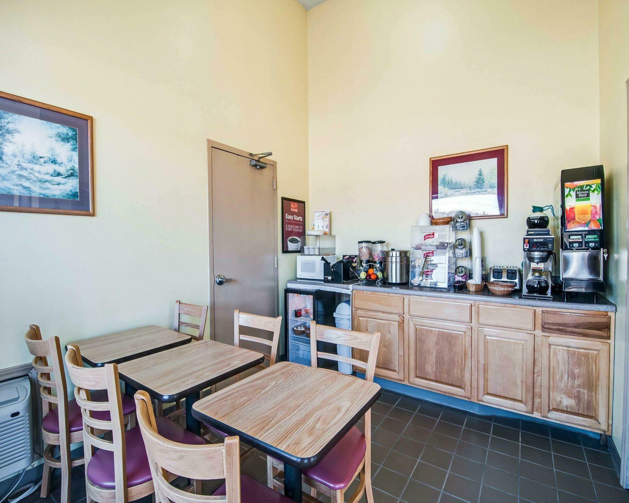 Econo Lodge Marion I-81 Luaran gambar